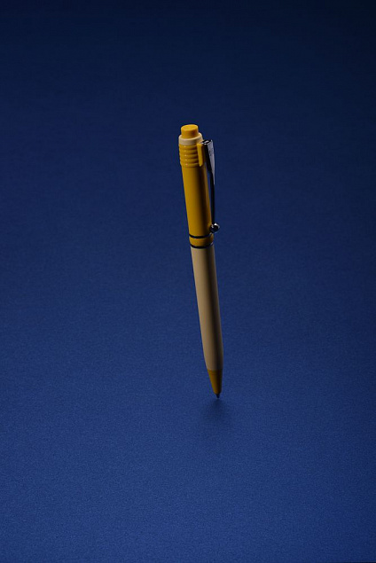 Ручка шариковая Raja Shade, желтая с логотипом в Балашихе заказать по выгодной цене в кибермаркете AvroraStore
