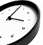 Часы настенные Flash, белые с черным с логотипом в Балашихе заказать по выгодной цене в кибермаркете AvroraStore