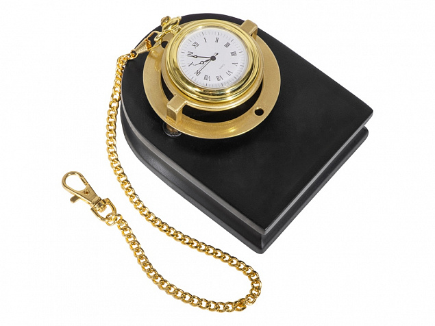 Часы «Магистр» с цепочкой на деревянной подставке с логотипом в Балашихе заказать по выгодной цене в кибермаркете AvroraStore