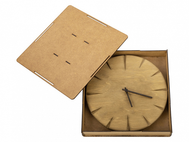 Часы деревянные «Helga» с логотипом в Балашихе заказать по выгодной цене в кибермаркете AvroraStore