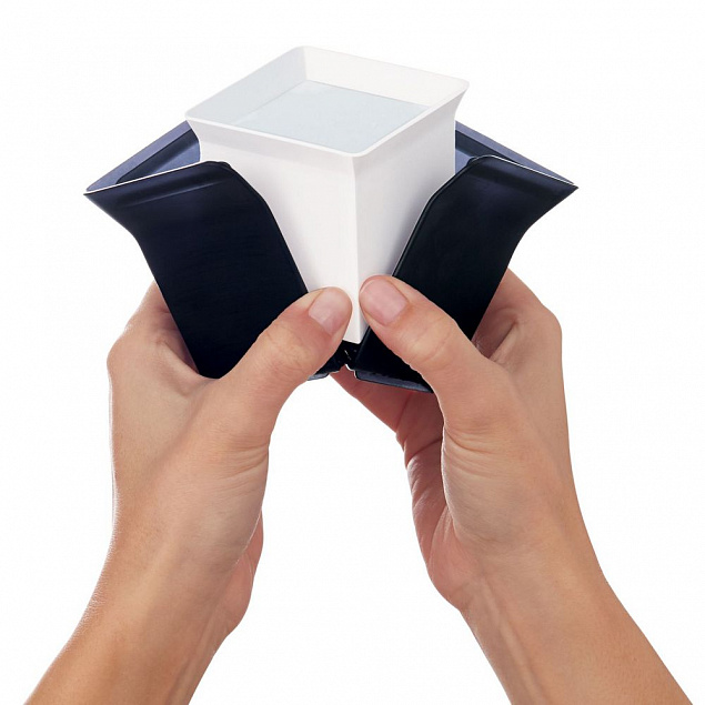 Форма для льда Cube, черная с логотипом в Балашихе заказать по выгодной цене в кибермаркете AvroraStore