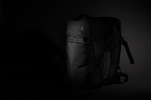 Рюкзак для путешествий Swiss Peak из rPET AWARE™ с регулируемым объемом, 15.6" с логотипом в Балашихе заказать по выгодной цене в кибермаркете AvroraStore